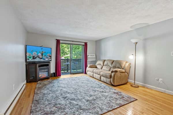 5 WALKER RD APT 8, NORTH ANDOVER, MA 01845 - Image 1