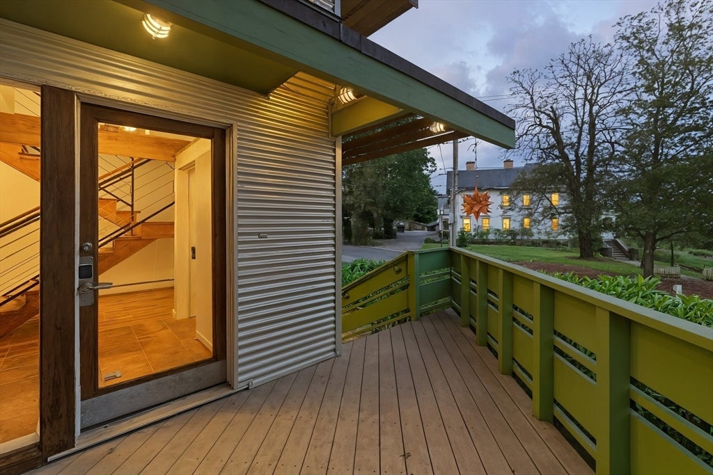 Lexington, Massachusetts, 02421, United States, 5 Bedrooms Bedrooms, ,4 BathroomsBathrooms,Residential,Active,1953717