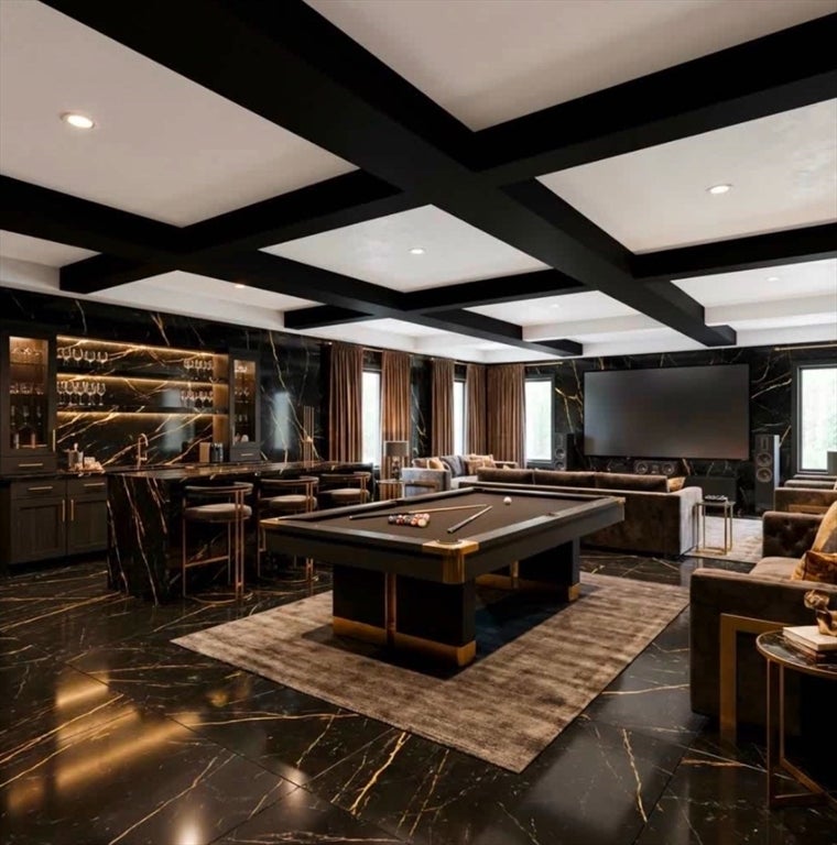 Easton, Massachusetts, 02375, United States, 4 Bedrooms Bedrooms, ,6 BathroomsBathrooms,Residential,Active,2007307