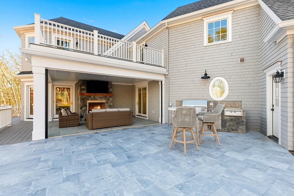 Harwich, Massachusetts, 02645, United States, 7 Bedrooms Bedrooms, ,7 BathroomsBathrooms,Residential,Active,2011866