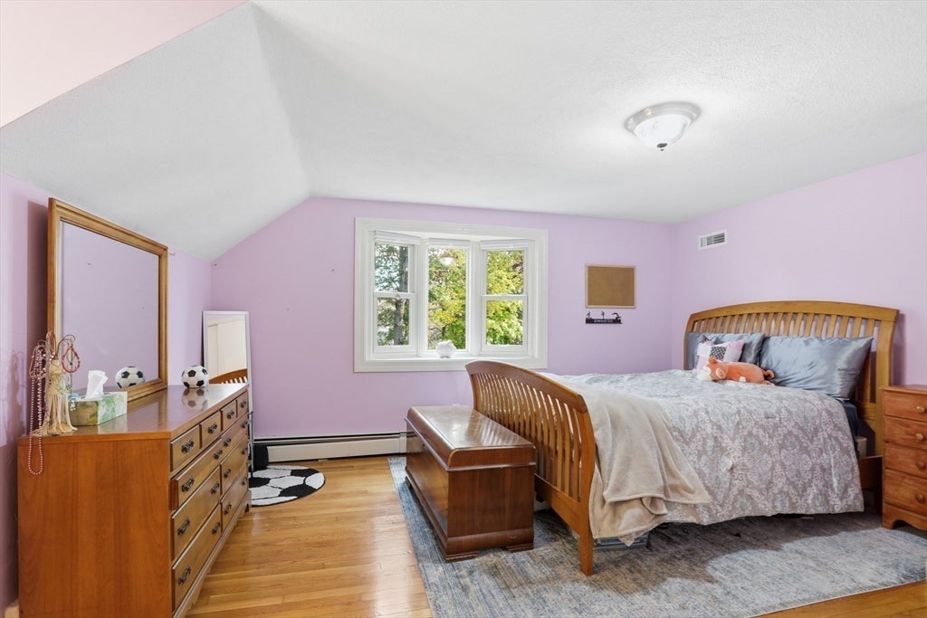 Lexington, Massachusetts, 02420, United States, 5 Bedrooms Bedrooms, ,4 BathroomsBathrooms,Residential,Active,1973324