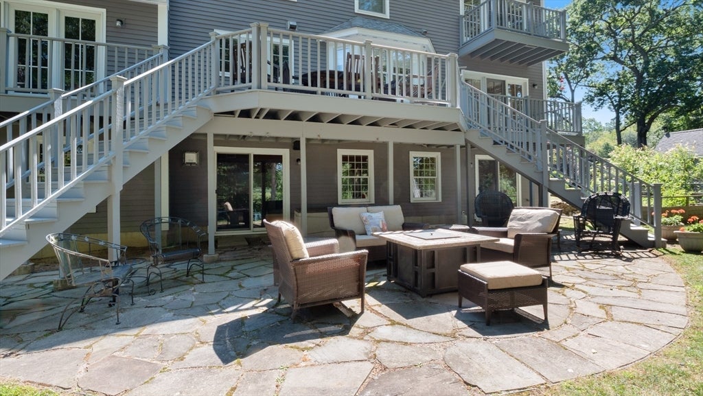 West Newbury, Massachusetts, 01985, United States, 4 Bedrooms Bedrooms, ,5 BathroomsBathrooms,Residential,Active,1936453