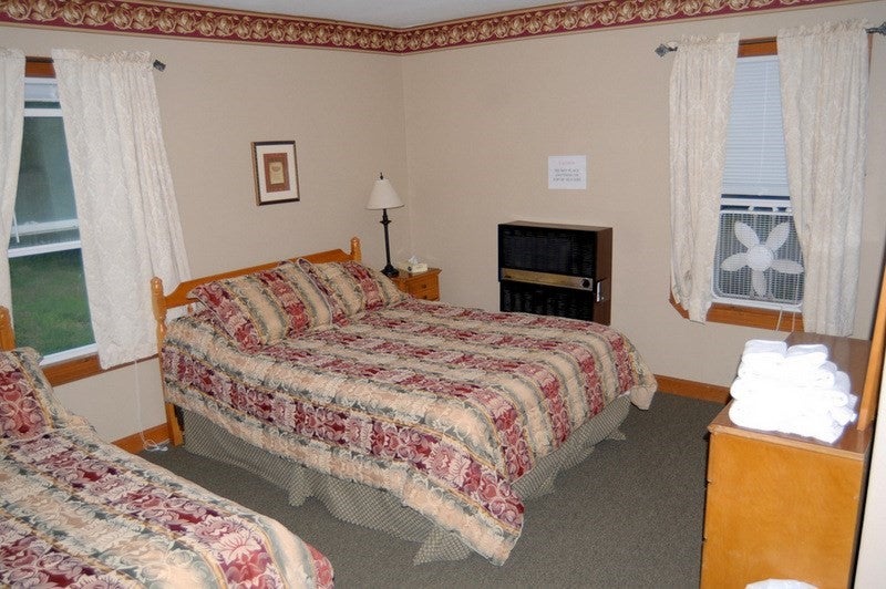 Washington, Massachusetts, 01223, United States, 22 Bedrooms Bedrooms, ,21 BathroomsBathrooms,Residential,Active,1952629