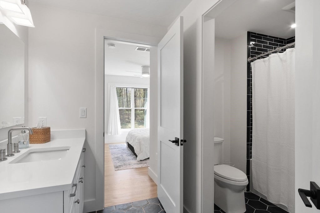 Hopkinton, Massachusetts, 01748, United States, 4 Bedrooms Bedrooms, ,6 BathroomsBathrooms,Residential,Active,2044538