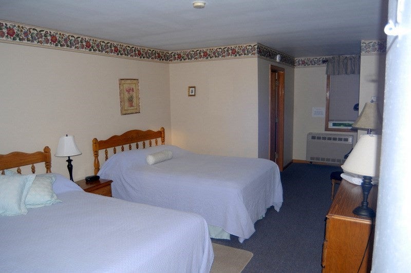 Washington, Massachusetts, 01223, United States, 22 Bedrooms Bedrooms, ,21 BathroomsBathrooms,Residential,Active,1952629