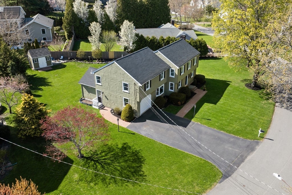 Winchester, Massachusetts, 01890, United States, 4 Bedrooms Bedrooms, ,3 BathroomsBathrooms,Residential,Active,2043140