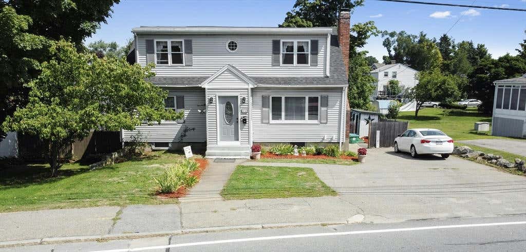 64 WINN ST, BURLINGTON, MA 01803, photo 1 of 32