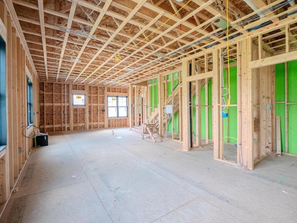 Northborough, Massachusetts, 01532, United States, 8 Bedrooms Bedrooms, ,11 BathroomsBathrooms,Residential,Active,1941137