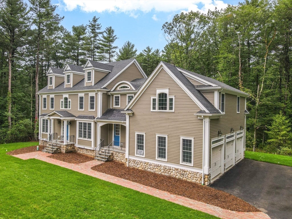 Dedham, Massachusetts, 02026, United States, 5 Bedrooms Bedrooms, ,7 BathroomsBathrooms,Residential,Active,2007306