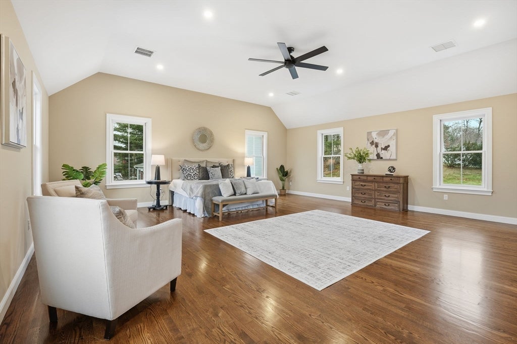 Andover, Massachusetts, 01810, United States, 4 Bedrooms Bedrooms, ,5 BathroomsBathrooms,Residential,Active,2002339