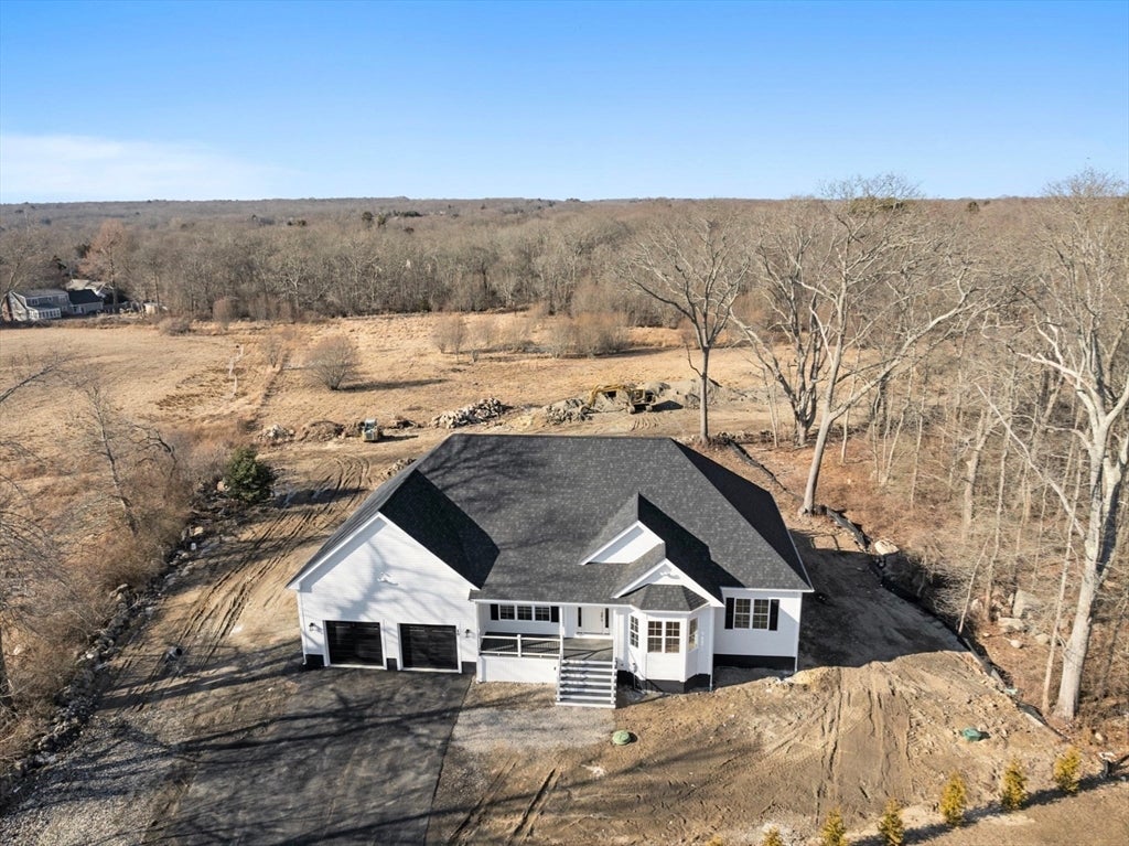 Dartmouth, Massachusetts, 02748, United States, 5 Bedrooms Bedrooms, ,4 BathroomsBathrooms,Residential,Active,1997881