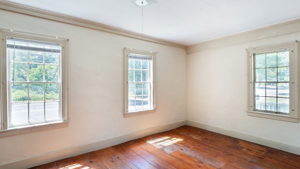 Newbury, Massachusetts, 01951, United States, 5 Bedrooms Bedrooms, ,3 BathroomsBathrooms,Residential,Active,1945051