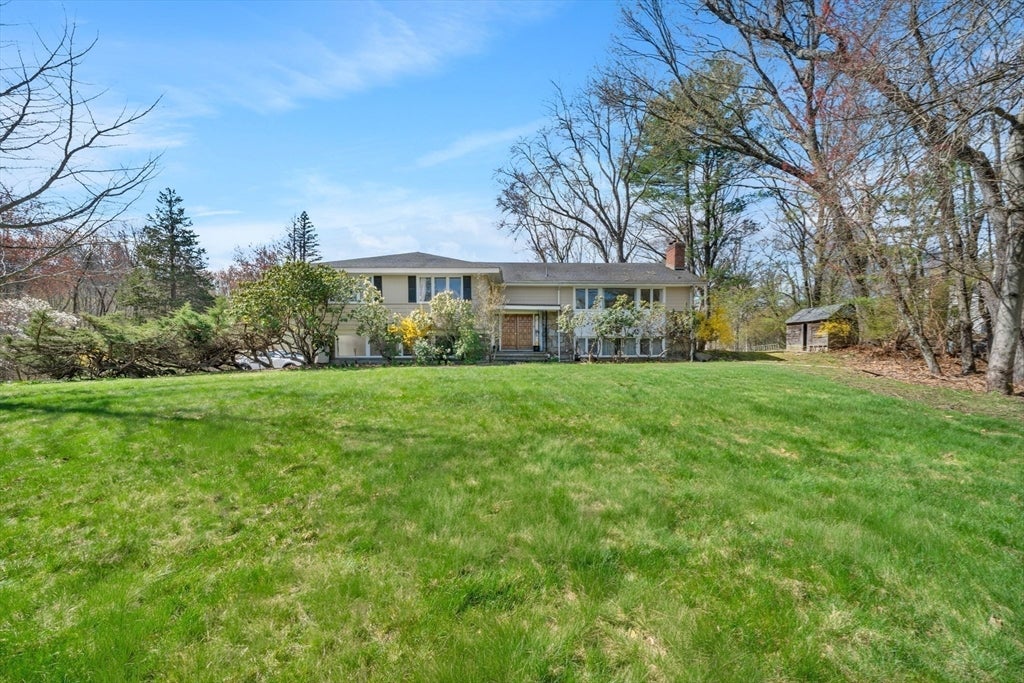 Weston, Massachusetts, 02493, United States, 5 Bedrooms Bedrooms, ,3 BathroomsBathrooms,Residential,Active,2044181