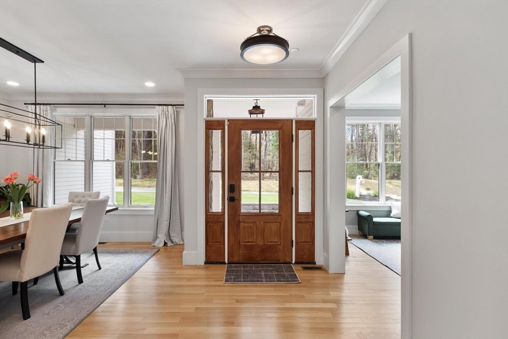 Hopkinton, Massachusetts, 01748, United States, 4 Bedrooms Bedrooms, ,6 BathroomsBathrooms,Residential,Active,2044538