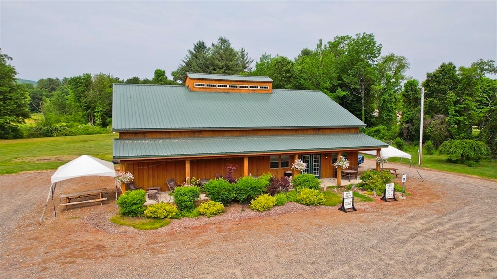 Westfield, Massachusetts, 01085, United States, ,4 BathroomsBathrooms,Residential,Active,1862838