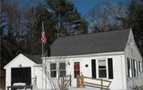 425 WAREHAM ST, MIDDLEBORO, MA 02346 - Image 1