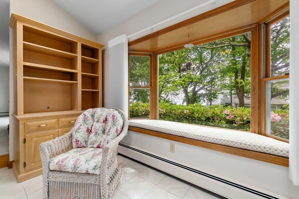 Gloucester, Massachusetts, 01930, United States, 3 Bedrooms Bedrooms, ,3 BathroomsBathrooms,Residential,Active,1849486