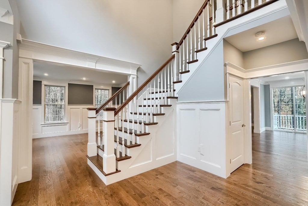 Hopkinton, Massachusetts, 01748, United States, 4 Bedrooms Bedrooms, ,6 BathroomsBathrooms,Residential,Active,2012457