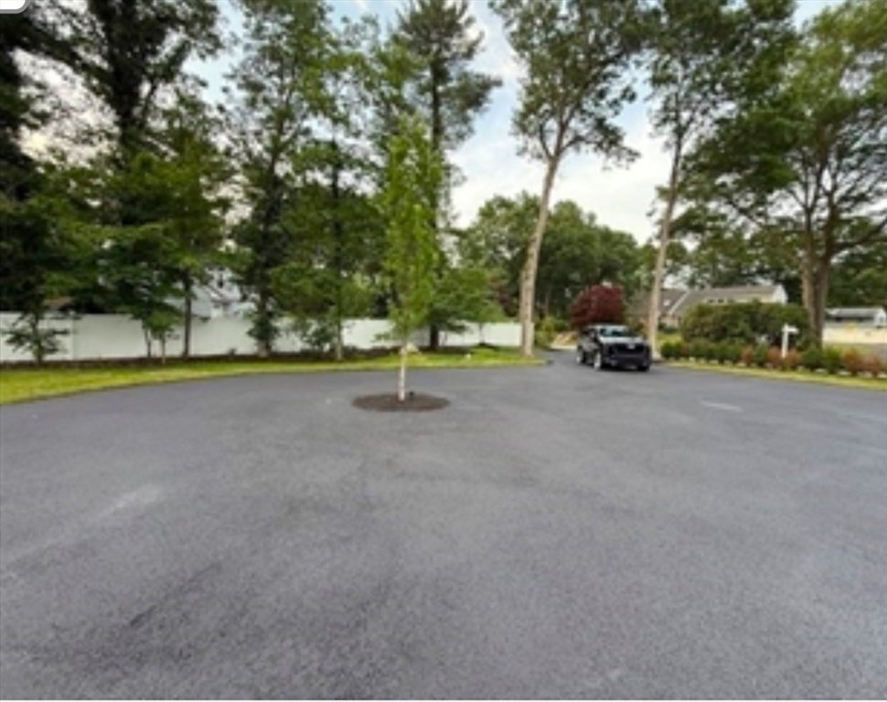 Easton, Massachusetts, 02375, United States, 4 Bedrooms Bedrooms, ,5 BathroomsBathrooms,Residential,Active,1973645