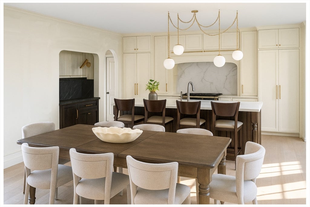 Newburyport, Massachusetts, 01950, United States, 3 Bedrooms Bedrooms, ,2 BathroomsBathrooms,Residential,Active,1996269