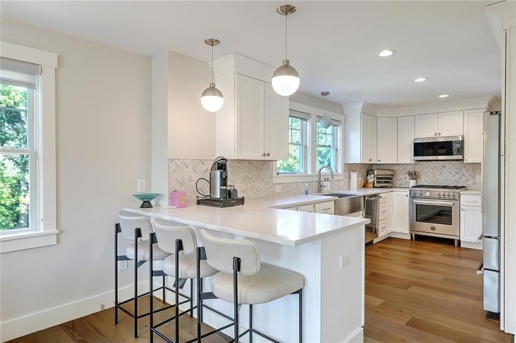 South Kingstown, Rhode Island, 02879, United States, 2 Bedrooms Bedrooms, ,3 BathroomsBathrooms,Residential,Active,2045783