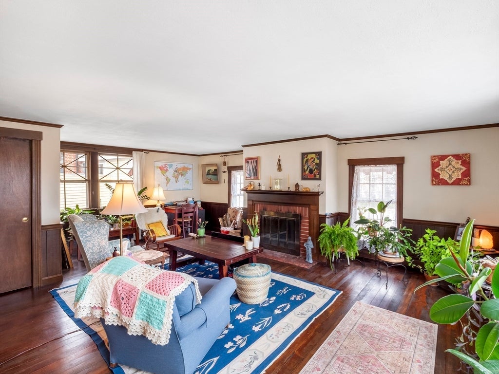 Newburyport, Massachusetts, 01950, United States, 3 Bedrooms Bedrooms, ,3 BathroomsBathrooms,Residential,Active,2045626