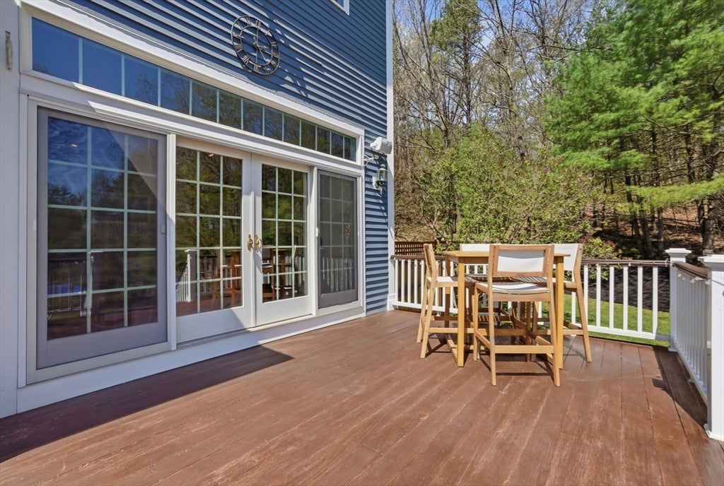 Merrimac, Massachusetts, 01860, United States, 5 Bedrooms Bedrooms, ,4 BathroomsBathrooms,Residential,Active,2044160