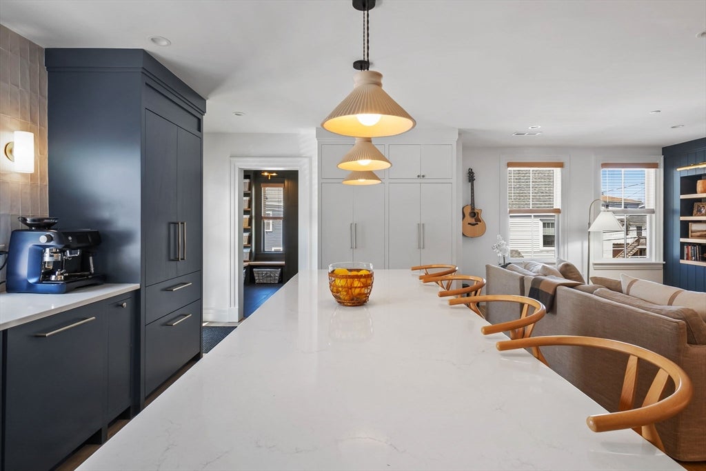 Newburyport, Massachusetts, 01950, United States, 3 Bedrooms Bedrooms, ,3 BathroomsBathrooms,Residential,Active,2045757