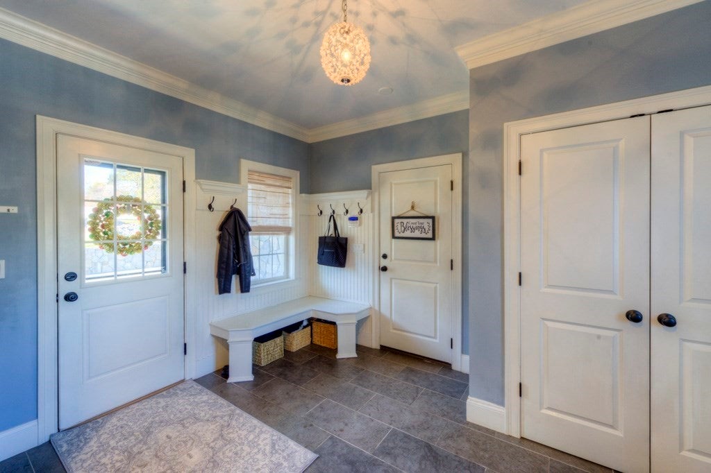 Shrewsbury, Massachusetts, 01545, United States, 5 Bedrooms Bedrooms, ,5 BathroomsBathrooms,Residential,Active,1964258