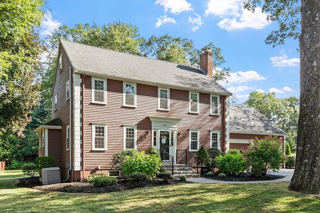 Westborough, Massachusetts, 01581, United States, 4 Bedrooms Bedrooms, ,3 BathroomsBathrooms,Residential,Active,1943801