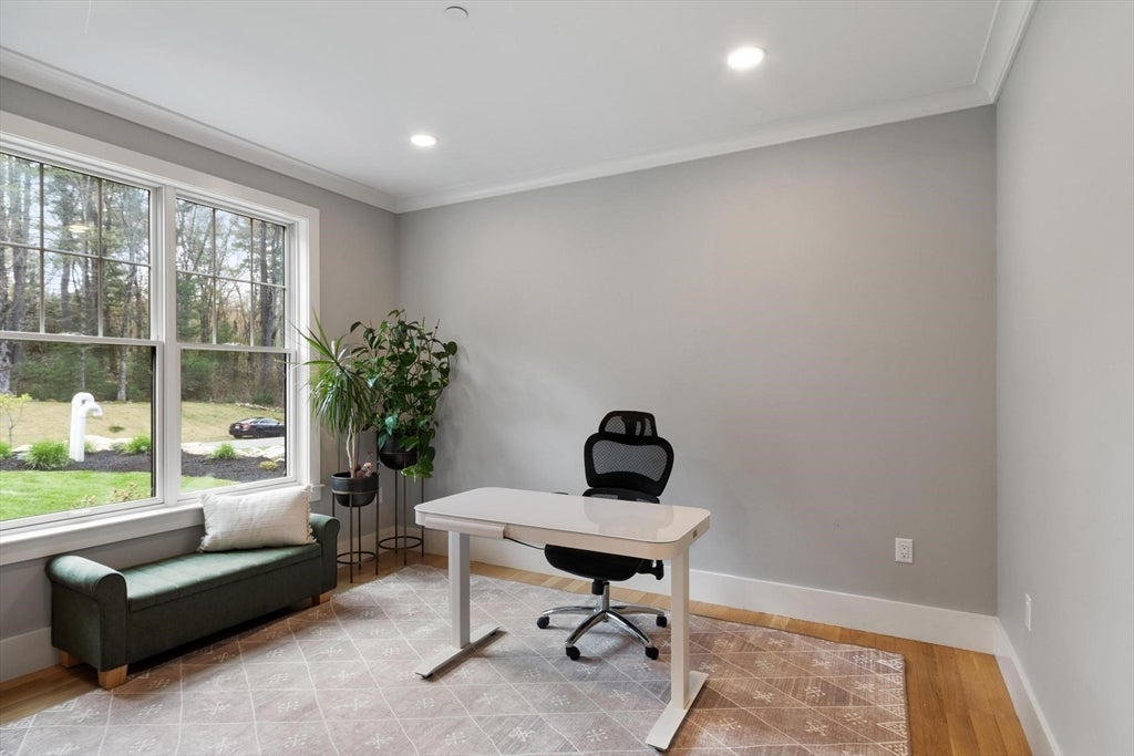 Hopkinton, Massachusetts, 01748, United States, 4 Bedrooms Bedrooms, ,6 BathroomsBathrooms,Residential,Active,2044538