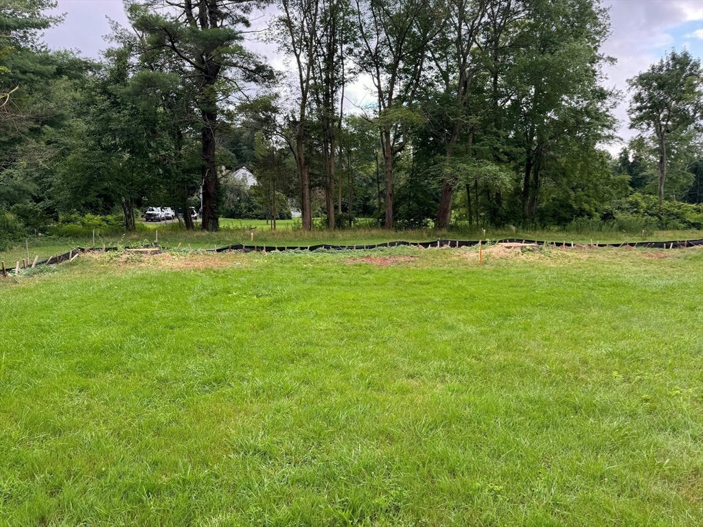 Hopkinton, Massachusetts, 01748, United States, 4 Bedrooms Bedrooms, ,3 BathroomsBathrooms,Residential,Active,1703494