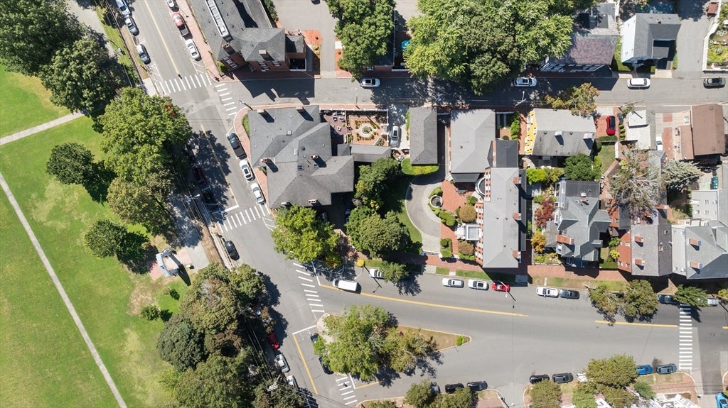Salem, Massachusetts, 01970, United States, 5 Bedrooms Bedrooms, ,7 BathroomsBathrooms,Residential,Active,1945049