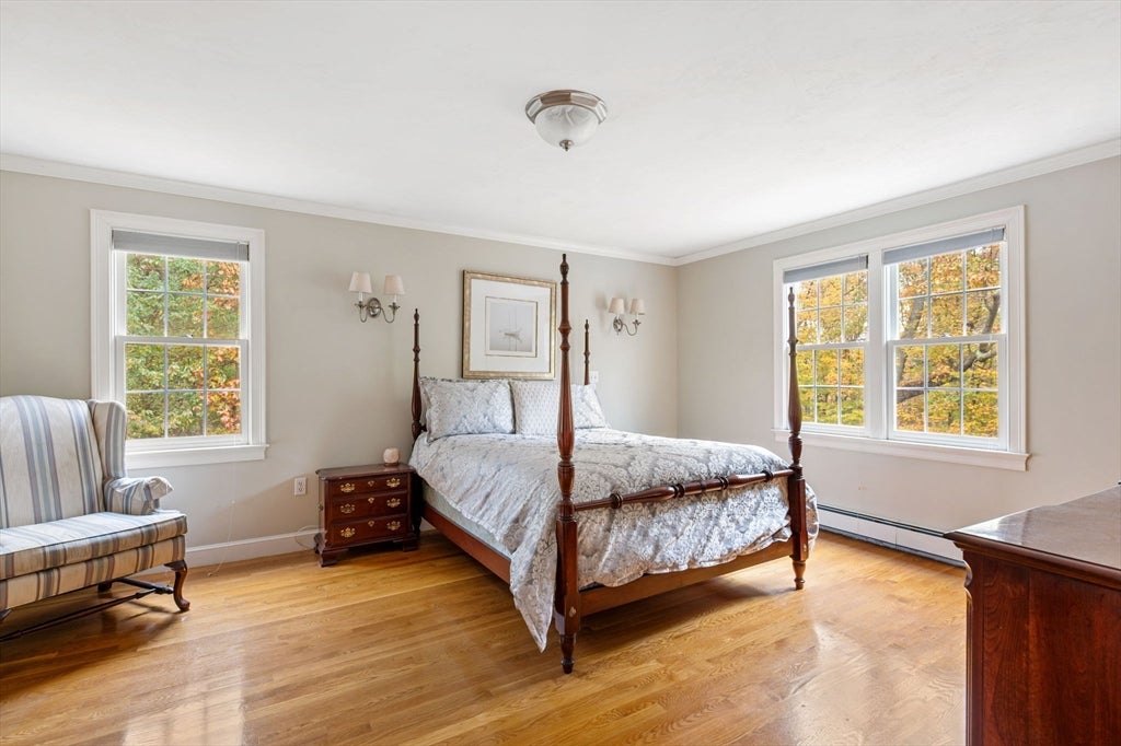 Norwell, Massachusetts, 02061, United States, 4 Bedrooms Bedrooms, ,4 BathroomsBathrooms,Residential,Active,1986892