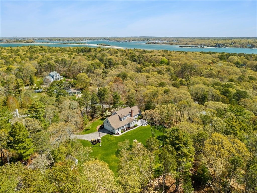 Bourne, Massachusetts, 02532, United States, 4 Bedrooms Bedrooms, ,4 BathroomsBathrooms,Residential,Active,2052070