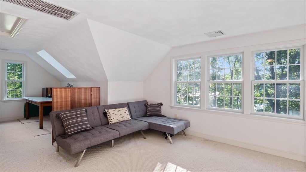 West Newbury, Massachusetts, 01985, United States, 4 Bedrooms Bedrooms, ,5 BathroomsBathrooms,Residential,Active,1936453