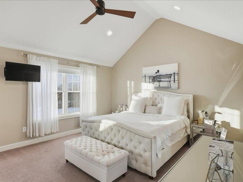 Pelham, New Hampshire, 03076, United States, 3 Bedrooms Bedrooms, ,3 BathroomsBathrooms,Residential,Active,2007919