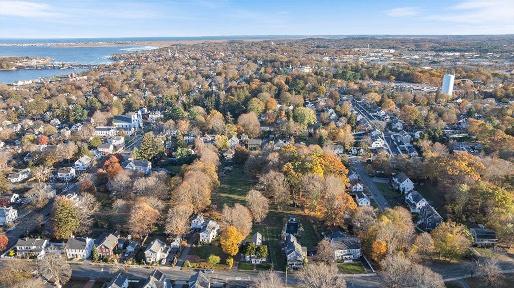 Newburyport, Massachusetts, 01950, United States, 3 Bedrooms Bedrooms, ,3 BathroomsBathrooms,Residential,Active,1986921
