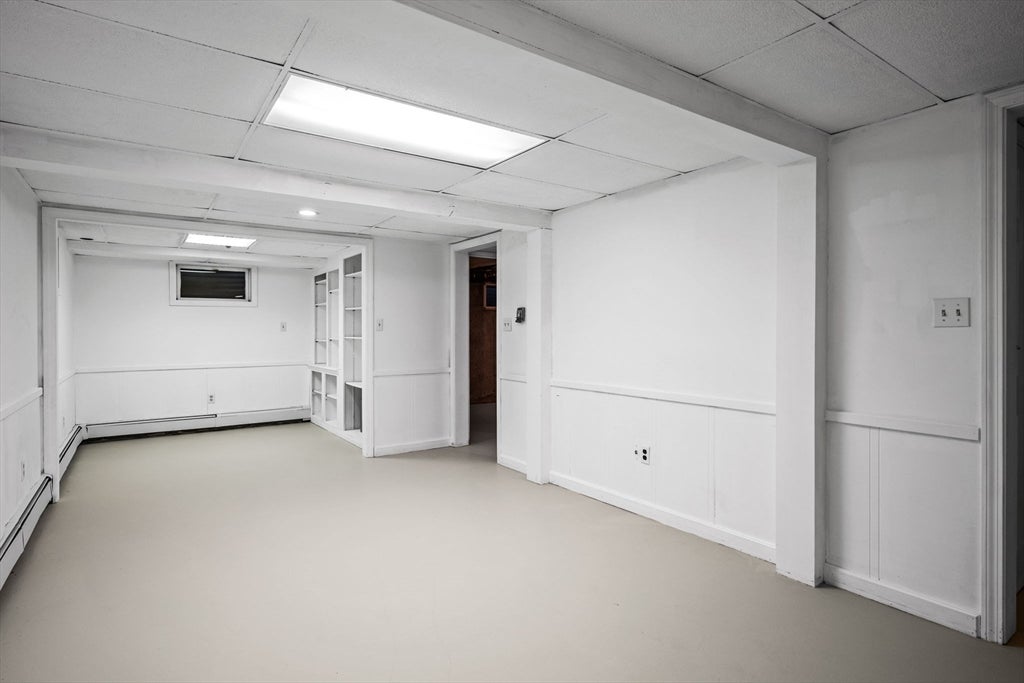 Boxford, Massachusetts, 01921, United States, 3 Bedrooms Bedrooms, ,4 BathroomsBathrooms,Residential,Active,1990670