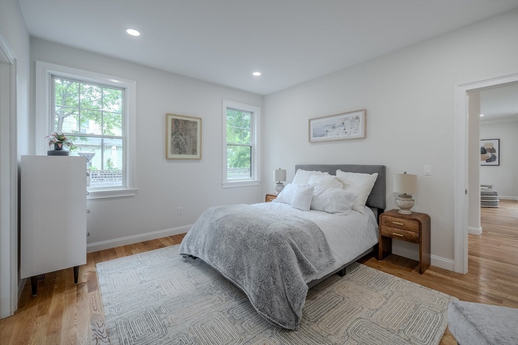 Newton, Massachusetts, 02466, United States, 5 Bedrooms Bedrooms, ,5 BathroomsBathrooms,Residential,Active,1884884