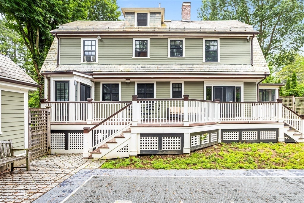 Brookline, Massachusetts, 02445, United States, 5 Bedrooms Bedrooms, ,4 BathroomsBathrooms,Residential,Active,1905060