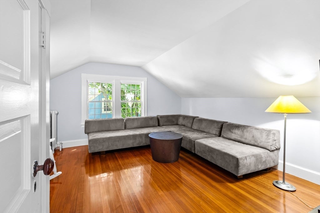 Brookline, Massachusetts, 02445, United States, 5 Bedrooms Bedrooms, ,4 BathroomsBathrooms,Residential,Active,1905060