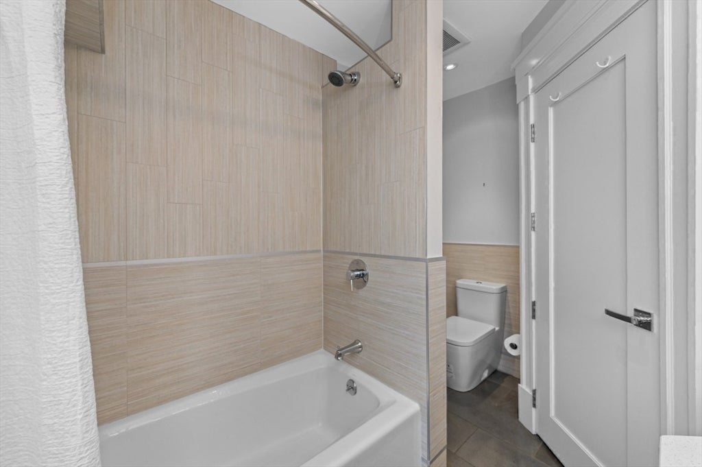 Boston, Massachusetts, 02118, United States, 3 Bedrooms Bedrooms, ,3 BathroomsBathrooms,Residential,Active,2010917