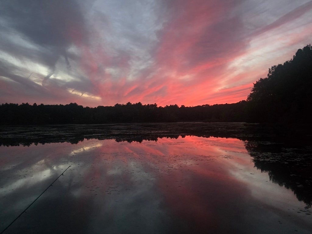 Foxboro, Massachusetts, 02035, United States, 5 Bedrooms Bedrooms, ,4 BathroomsBathrooms,Residential,Active,1904724