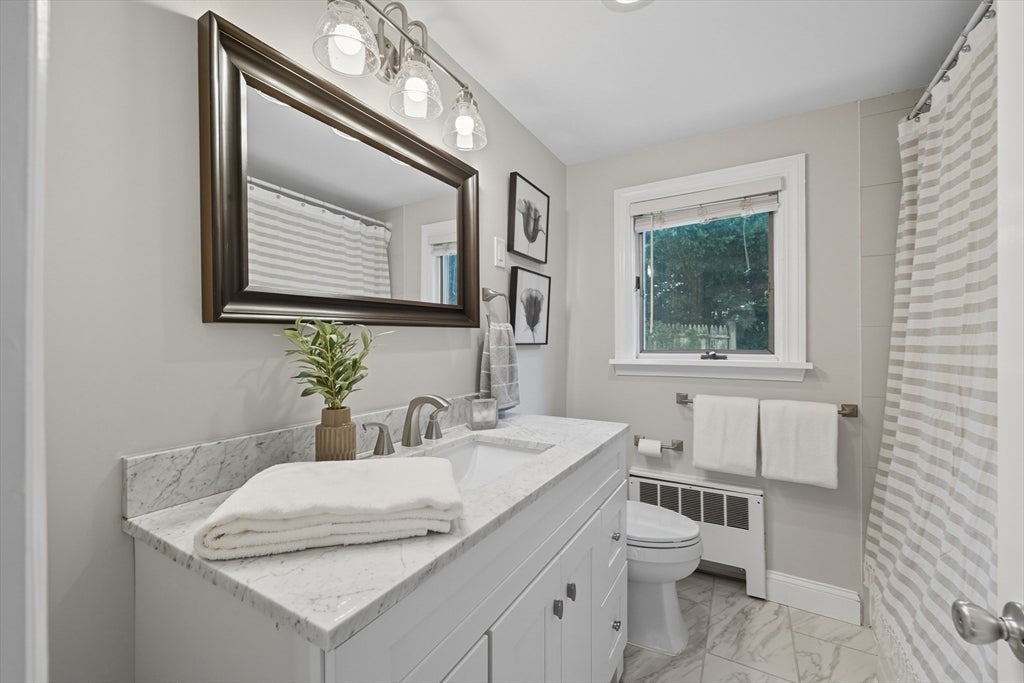 Lexington, Massachusetts, 02421, United States, 5 Bedrooms Bedrooms, ,4 BathroomsBathrooms,Residential,Active,1953717