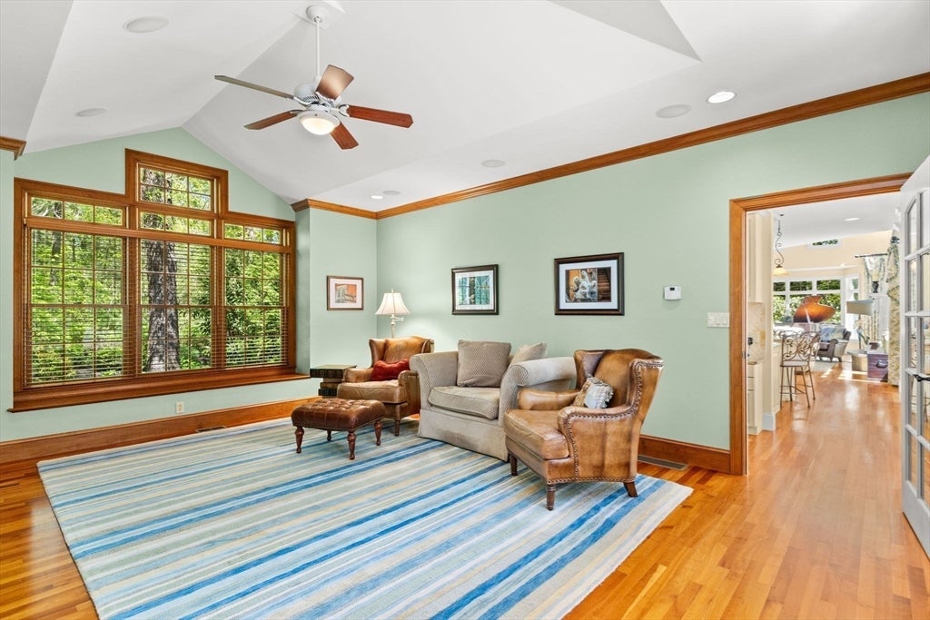 Lakeville, Massachusetts, 02347, United States, 5 Bedrooms Bedrooms, ,5 BathroomsBathrooms,Residential,Active,1867904