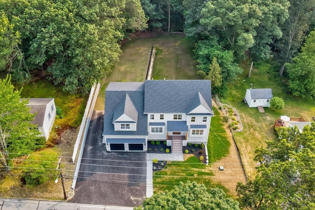 Burlington, Massachusetts, 01803, United States, 5 Bedrooms Bedrooms, ,5 BathroomsBathrooms,Residential,Active,1909077