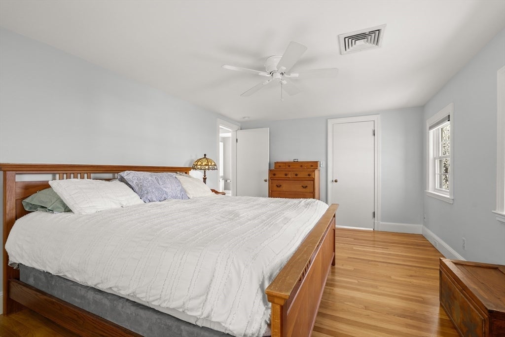Winchester, Massachusetts, 01890, United States, 4 Bedrooms Bedrooms, ,3 BathroomsBathrooms,Residential,Active,2043140