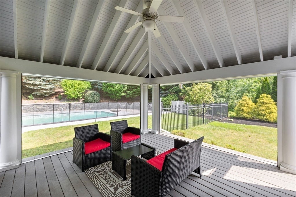 Shrewsbury, Massachusetts, 01545, United States, 6 Bedrooms Bedrooms, ,5 BathroomsBathrooms,Residential,Active,1904160