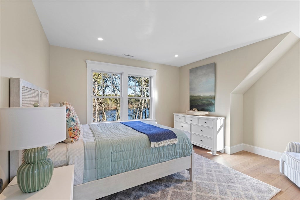 Harwich, Massachusetts, 02645, United States, 7 Bedrooms Bedrooms, ,7 BathroomsBathrooms,Residential,Active,2011866